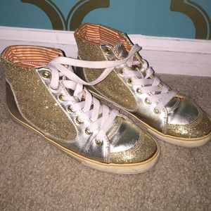 Vintage Gold 80%20 kicks